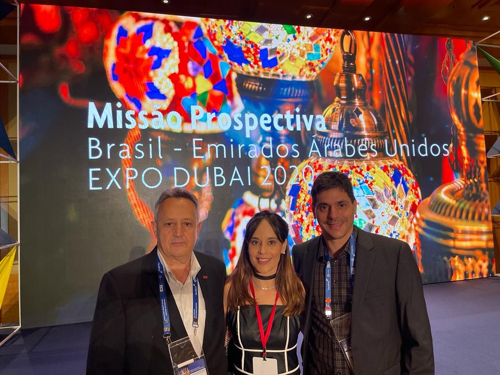 Presidente do Sinduscon-Sul, Nakle Mohallem, participa da Expo Dubai